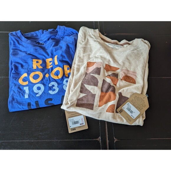 New REI Co-Op Shirt Bundle (2) Tan Purple Outdoors Active Men's Medium NWT - Picture 1 of 14